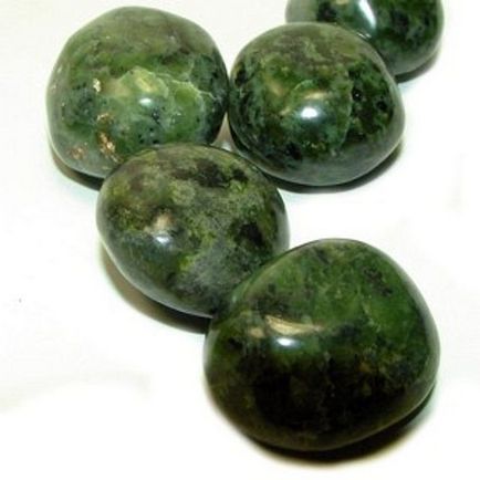 Piatra Jade proprietăți magice, interesat de acest mineral, video