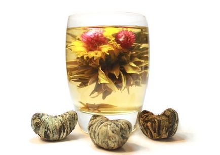 Ceaiul chinezesc este asociat cu culorile și formele de descriere