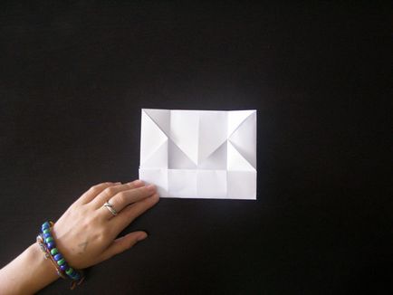 dintr-o foaie de cutie de hârtie A4 - cu propriile lor mâini