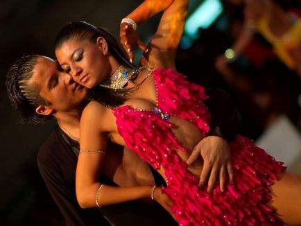 dans, istorie, mișcările de bază latina, stilul de dans Latina