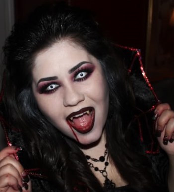 machiaj vampir de Halloween
