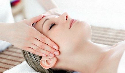 masaj facial anti-rid acasă