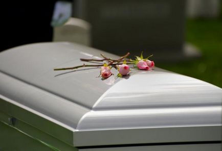 Este necrologul - o măsură a vieții unei persoane (umane) Este necrologul - o măsură a vieții unei persoane