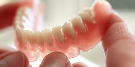 Nailon dinți protetice caracteristici parțiale și complete și prețuri