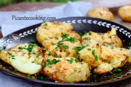 Cartofi copti cu usturoi și brânză, picantecooking