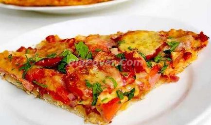 Pizza cu șuncă și brânză rețetă pas cu pas, cu fotografii și explicații