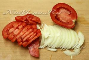 Pizza cu șuncă, brânză și roșii, reteta (tomate) Pizza cu șuncă, roșii și brânză rețetă