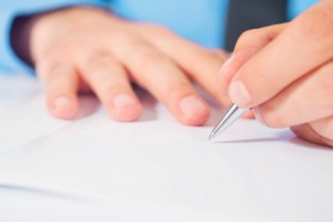 Falsificarea unui examen semnătură și pedeapsă