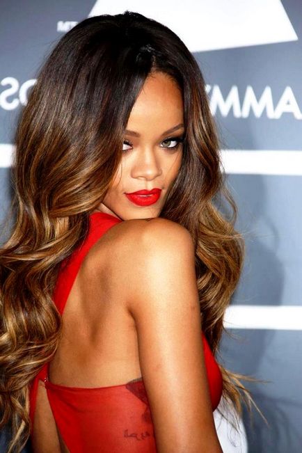 Rihanna coafuri, coafuri Rihanna 70 Fotografii