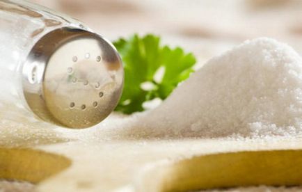 Despre sare în ceea ce beneficii si Harms sale despre care este foarte recomandat de medici