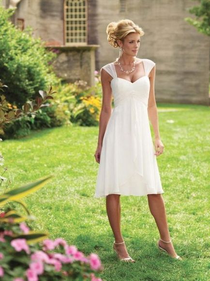 moda stiluri simple rochii de mireasa, scurte, lungi și luxuriante (53 poze)