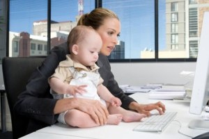 Munca în concediu de maternitate de pe site-ul principal și opțiunile podrabotok
