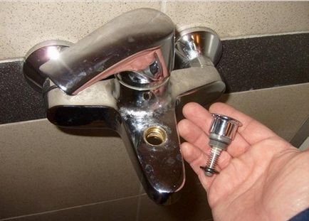 Repararea robinet în baie cu mâinile lor vor economisi bani (mixer) Repararea robinet în baie cu mâinile lor, vă va economisi bani