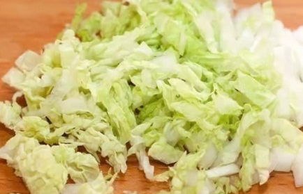 Salate cu top piept de pui 9 dintre cele mai cunoscute rețete