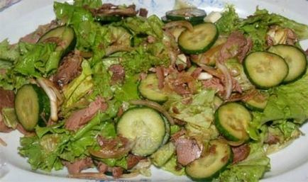 Salata de carne de vită cu castraveți unele dintre rețetele sale