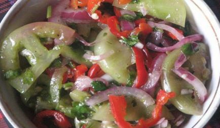 tomate salata verde în timpul iernii