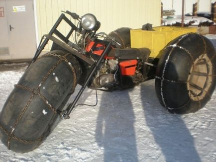 snowmobile de casă pe baza motocicletelor interne „Minsk“ ILS „Urali“ si pluguri rotative