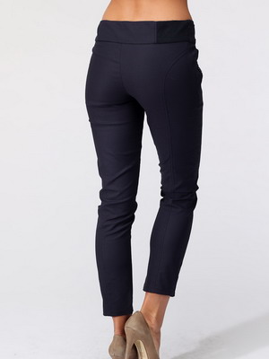 Cu ce și cum să poarte pantaloni pentru femei a făcut mai îngustă și mai scurte, clasic și scurt (uzura) Cu ce și cum să poarte pantaloni pentru femei a făcut mai îngustă și mai scurte, clasic și scurt