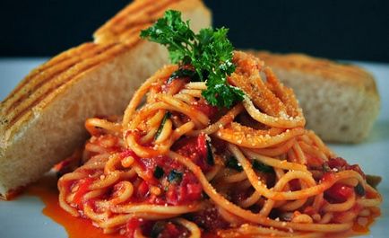 sos de tomate pentru spaghete