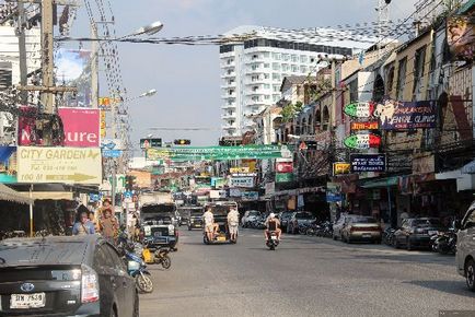 Ar trebui să mă duc pentru o vacanță în Pattaya Toate contra vacanță din Pattaya