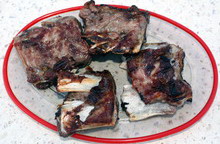 coaste de porc la grătar în trei diferite marinatelor