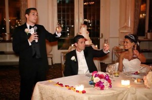 Alegerea unui toast pentru un martor la celebrarea nunții vom face mai bine!