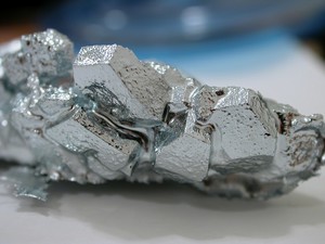 Toate punctul zinc metalic de topire și alte caracteristici, amestecuri și aliaje