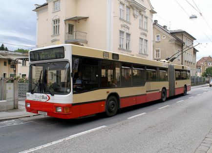 În tine Salzburg - cum să obțineți de transport public și parcare oraș