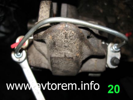 Înlocuirea cilindrilor de frână ale roților din față pe masina VAZ-2101, VAZ-21011, VAZ-2102, VAZ-2103,