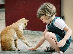 30 fotografii Fun copiilor cu pisici (30 poze amuzante de copii cu pisici) 30 fotografii Fun copiilor cu pisici