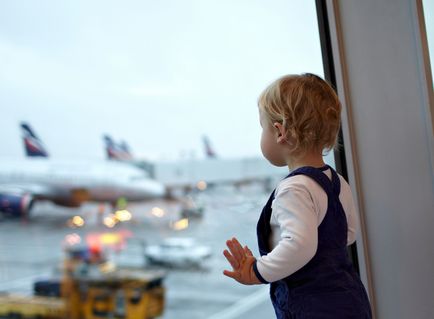 Cum de a zbura cu drepturile copilului călătorie confortabilă