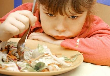 Cum să se hrănească, în cazul în care copilul refuză să mănânce