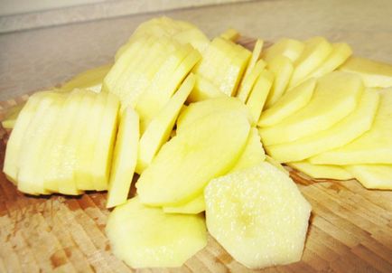 Cum se taie cartofii în fâșii