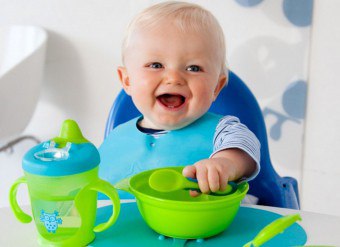 Cum de a învăța copilul să mestece din copilarie