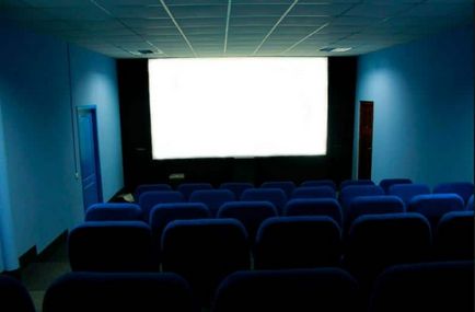 Cum de a deschide un teatru de film într-un plan de afaceri oraș mic
