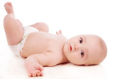 Cum se curata un nas nou-născut, lecții pentru mame