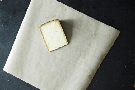 Cum se păstrează brânză