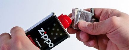 Cum se umple Zippo bricheta