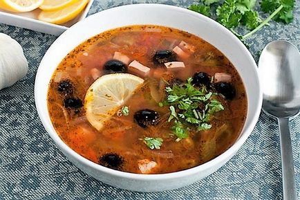 Cum de a găti rețete amestecătură Solyanka supa