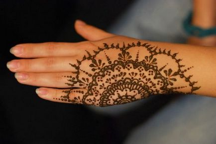 Cum să atragă henna acasă pentru începători PhotosVideos