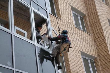 Cum de a izola un balcon în interiorul propriile mâini - instrucțiuni pas cu pas!
