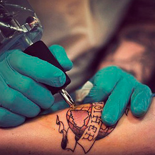 Cum de a alege un tatuaj artist