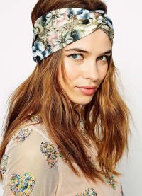 Cum de a lega un turban pe cap (cravată) Cum de a lega un turban pe cap