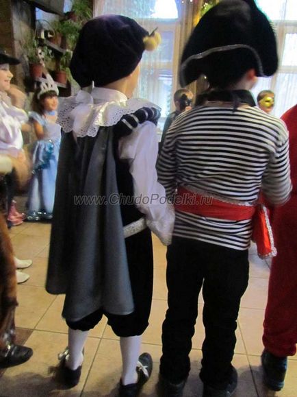 Costum de carnaval Prince pentru băieți 7 ani, cu propriile lor mâini
