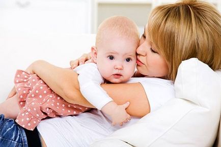 colici intestinale la nou-născuți cum să ajute copilul