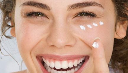 Crema de riduri din jurul ochilor evaluat crema buna impotriva ridurilor din jurul ochilor (crema de ochi rid in jurul împotriva unui rating bun) Crema de riduri din jurul ochilor evaluat crema buna impotriva ridurilor din jurul ochilor