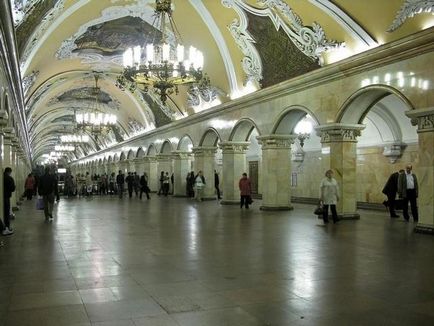 Moscovită - 5 cele mai vechi statii de metrou din Moscova de diferite linii