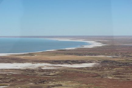 Lacul Eyre în Australia