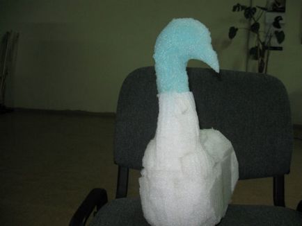 Peacock din p class plastic (păsări din sticle de plastic) Peacock de p class plastic