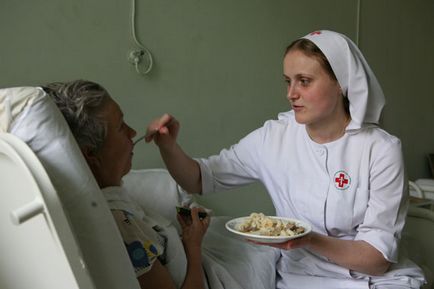În primul rând, în clasamentul celor mai mari 10 de organizații de caritate din România (Fondul Welfare) În primul rând, în clasamentul celor mai mari 10 de organizații de caritate din România